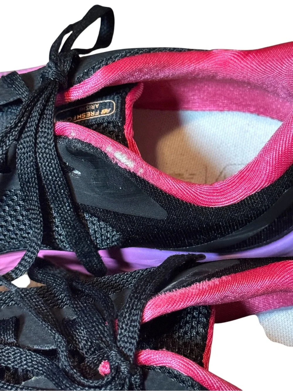 New Balance Arishi V4 Women's Black Pink Purple Running Shoes Sneakers Size 7